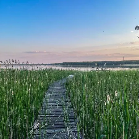 Semesterbostad Mazury Linowo - Z Basenami *