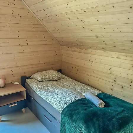 Mazury Linowo - Z Basenami Feriehus *